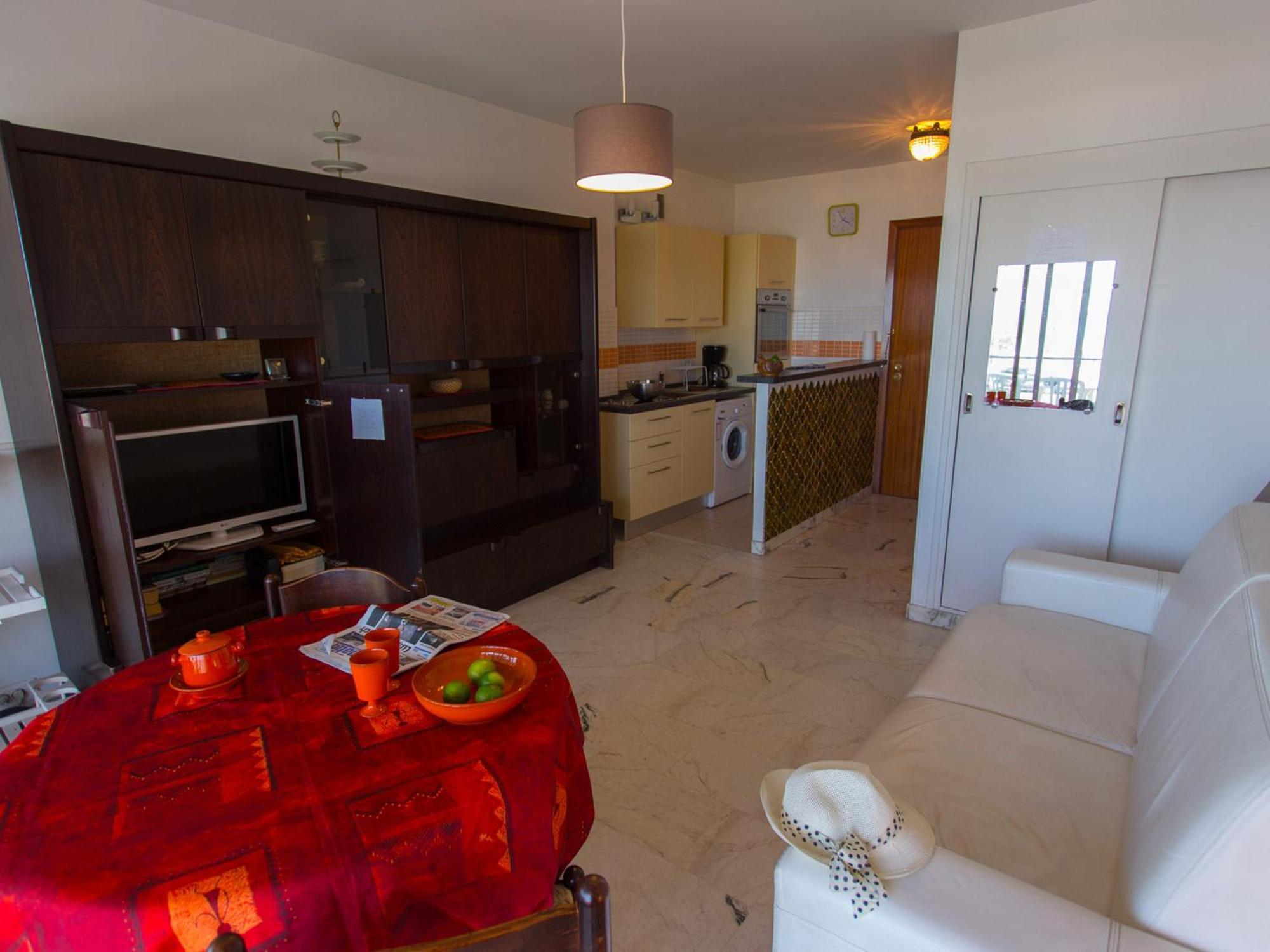 Studio Moderne Avec Terrasse Proche Plages Et Centre, Wifi Gratuit - Fr-1-196-216 Menton Eksteriør billede